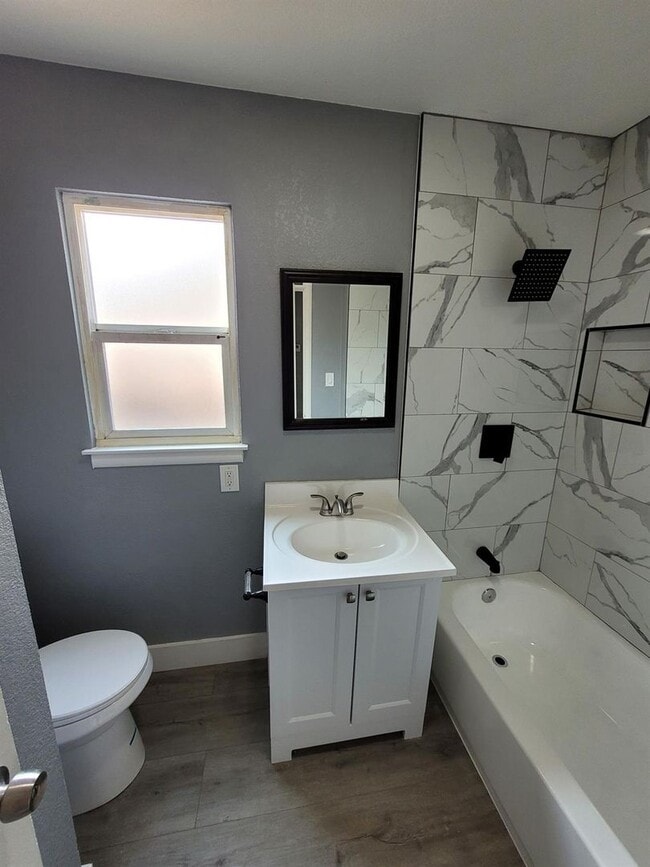 Building Photo - Charming 3-Bedroom Home for Rent in a Quie...