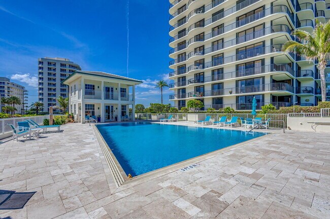 Building Photo - 400 S Beach Rd
