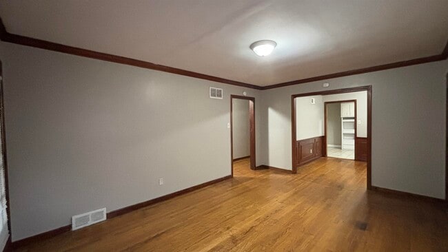 Building Photo - 4243 Vann Ave