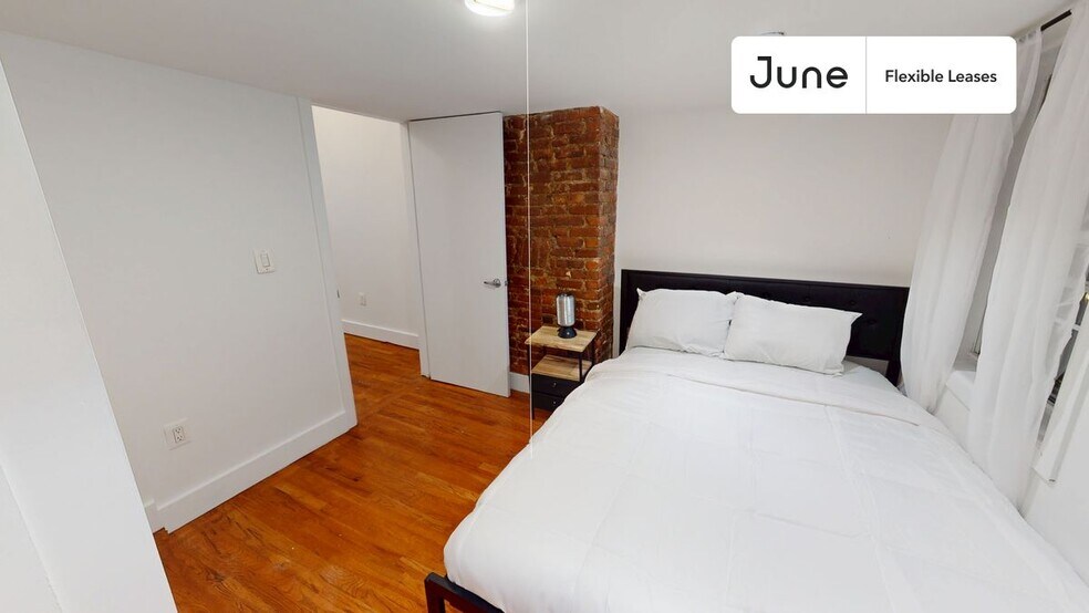 Building Photo - 255 Evergreen