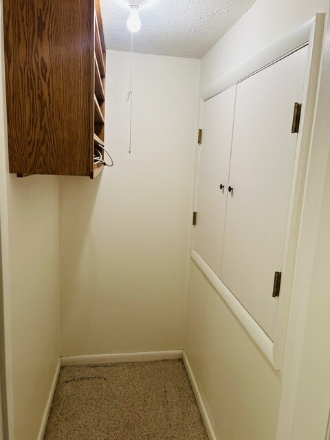 Building Photo - 205 Lac Kine Dr