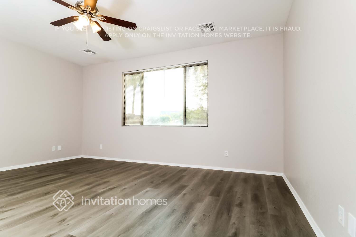 Building Photo - 2125 S 114th Ln