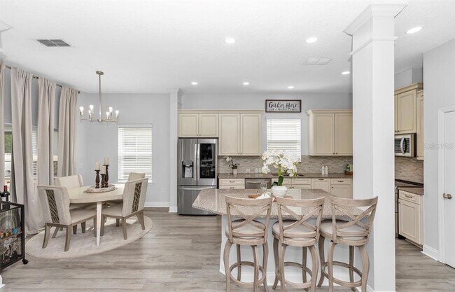 Building Photo - 16750 Abbey Hill Ct