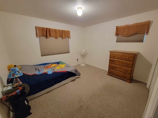 Building Photo - 30411 Gale Rd