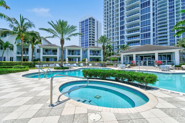 Building Photo - 1 Water Clb Wy