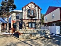 Building Photo - 47-05 Utopia Pkwy