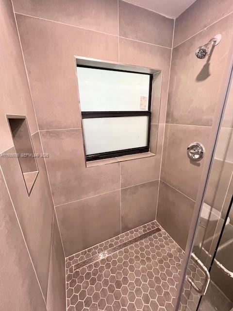 Building Photo - 2645 SE 1st Ct