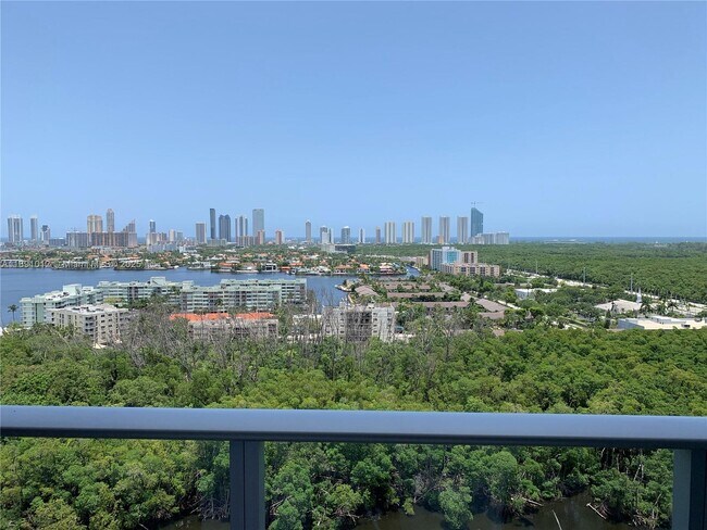 Building Photo - 16385 Biscayne Blvd