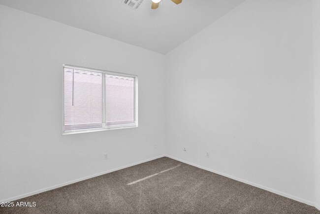 Building Photo - 1750 W Union Hills Dr