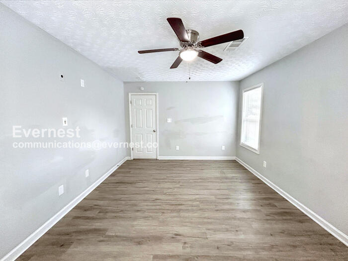 Building Photo - 1194 Stoneham Ct