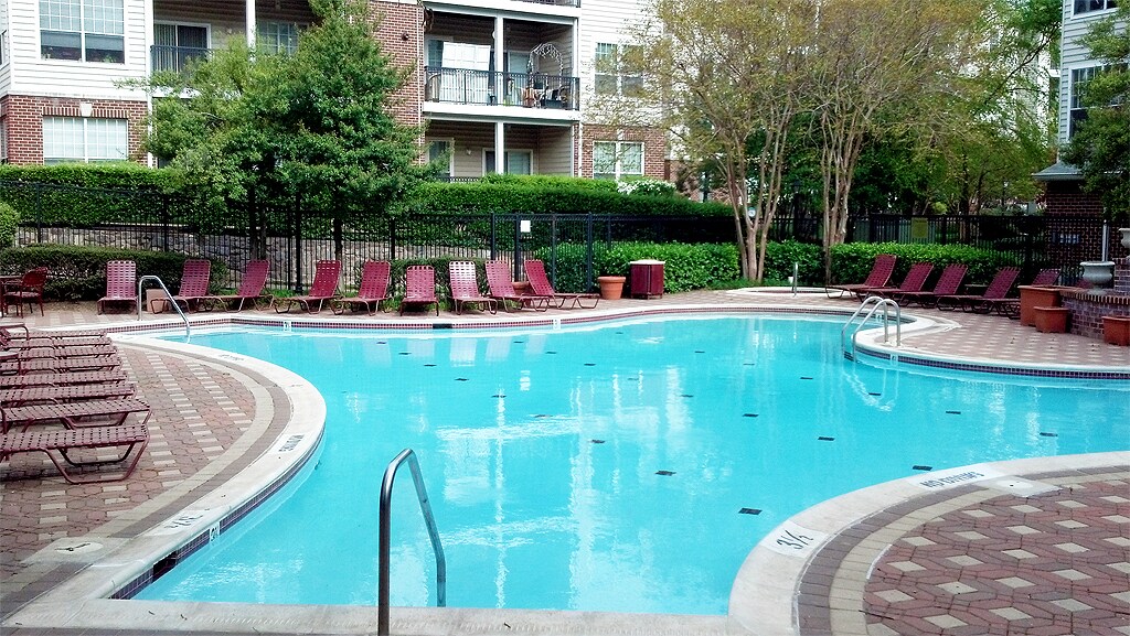 Building Photo - 1550 Spring Gate Dr