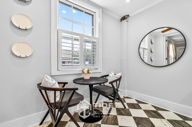 Building Photo - Live in the Heart of Harleston Village!