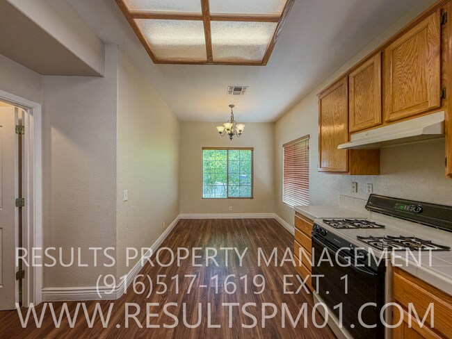 Building Photo - 208 Stavros Ct