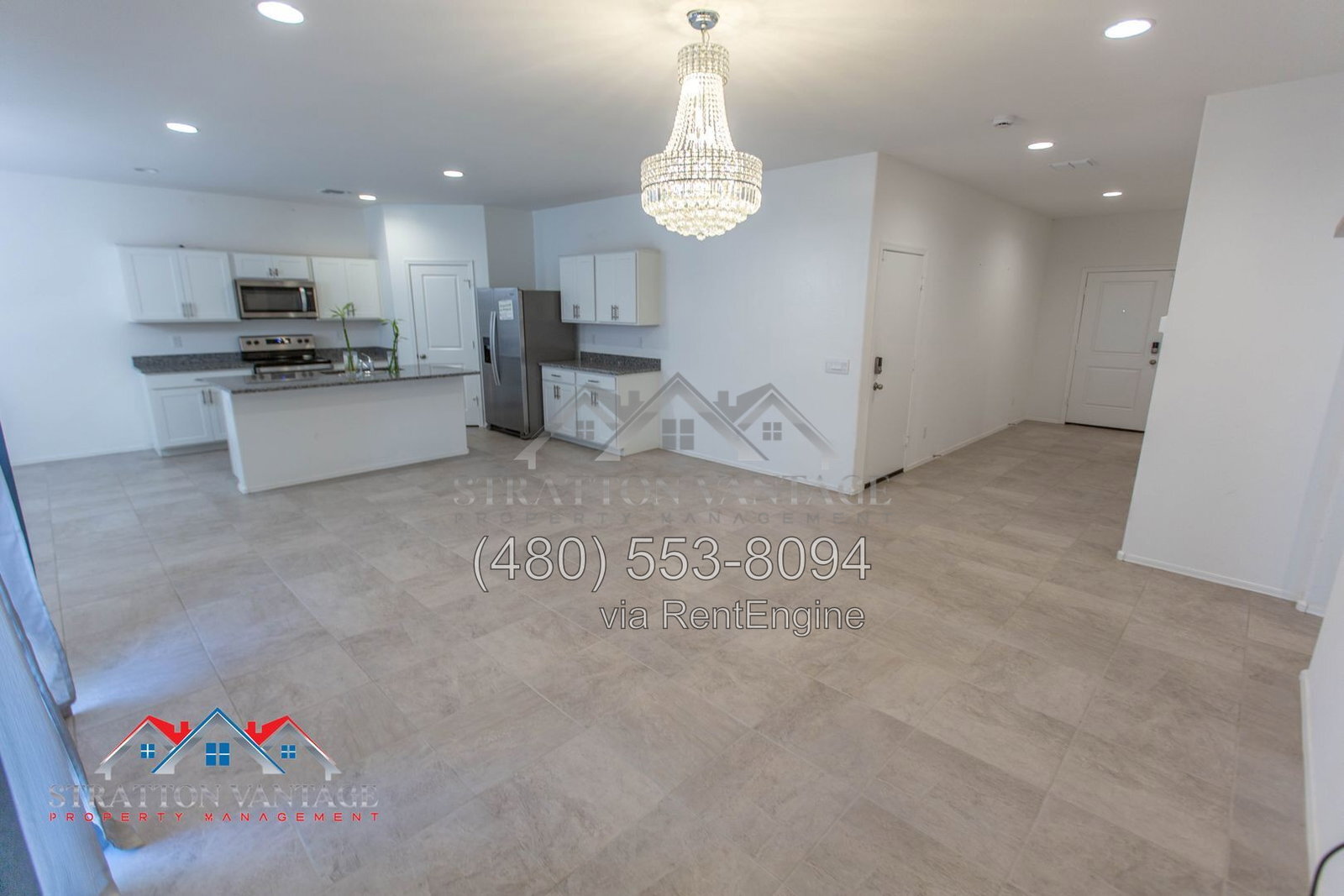 Building Photo - 1146 W Descanso Canyon Dr
