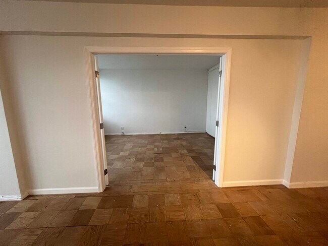 Building Photo - 7004 BLVD E