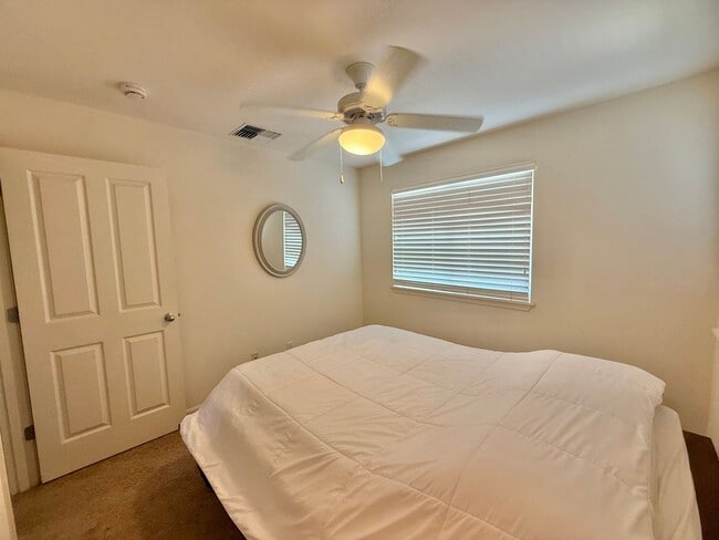 Building Photo - Partially Furnished 3 Bedroom / 2.5 Bathroom Townhome for Rent in Iliahi at Kehalani!
