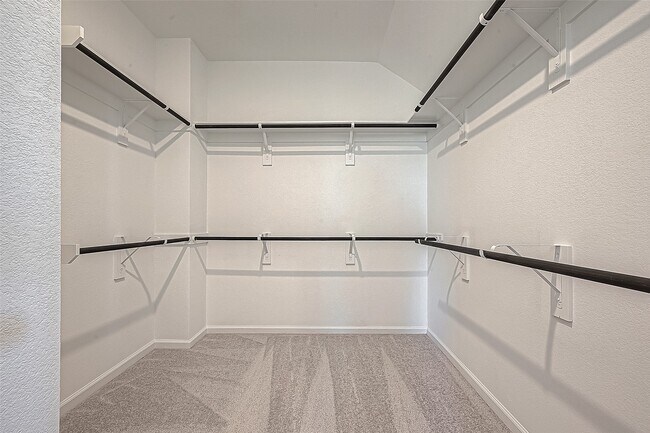 Building Photo - 5554 Amber Brook Ln