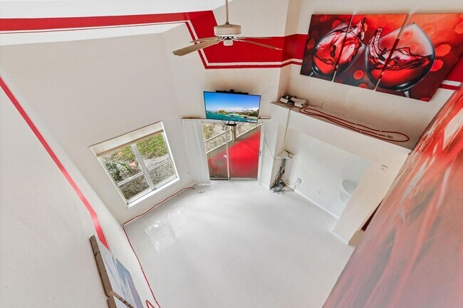 Building Photo - 4791 Via Palm Lakes Via