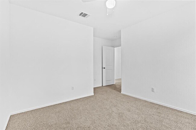 Building Photo - 130 Soapstone Pass