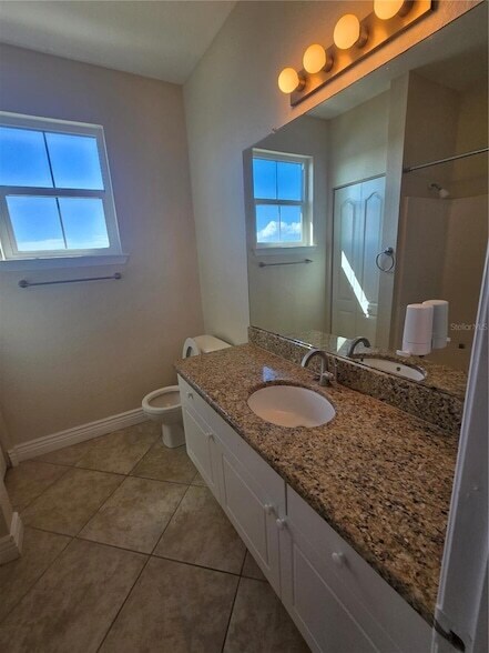 Building Photo - 2732 Via Murano