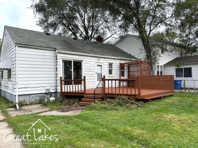 Building Photo - 21565 Blackmar Ave