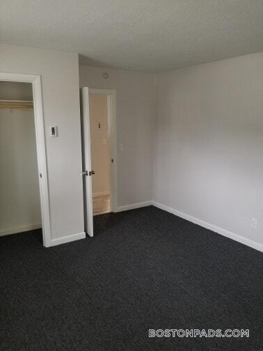 Building Photo - 5 Waldemar Ave