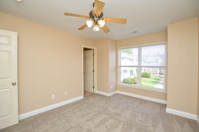 Building Photo - Downtown Walkable Townhome | 3 Bed | 2 Bath | $1,750