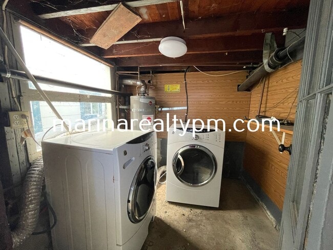 Building Photo - WATER VIEW-Welcome to this charming 2-bedr...