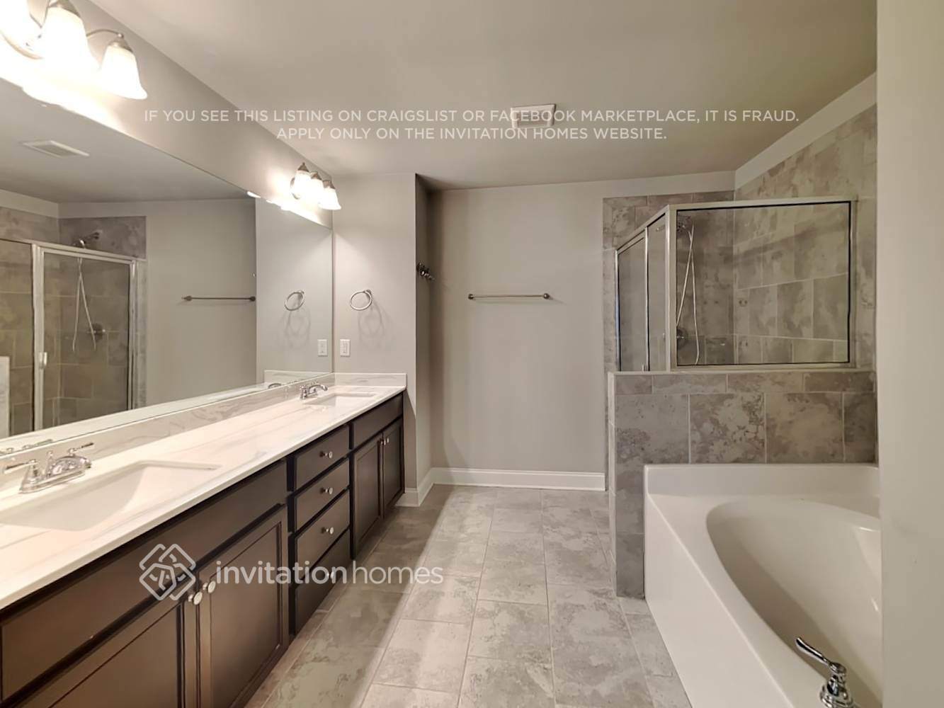 Building Photo - 701 Alder Grv Trce