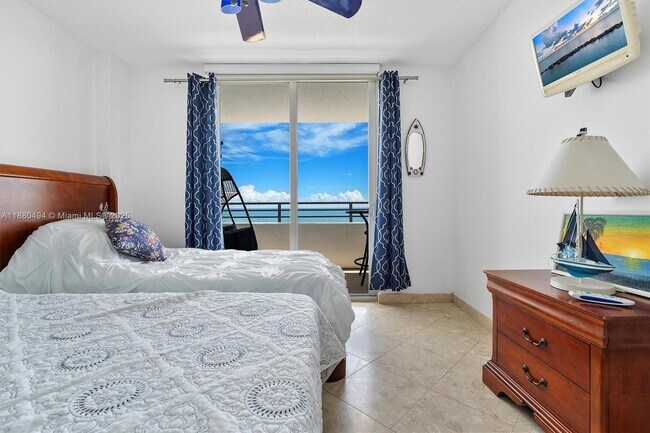 Building Photo - 5555 Collins Ave