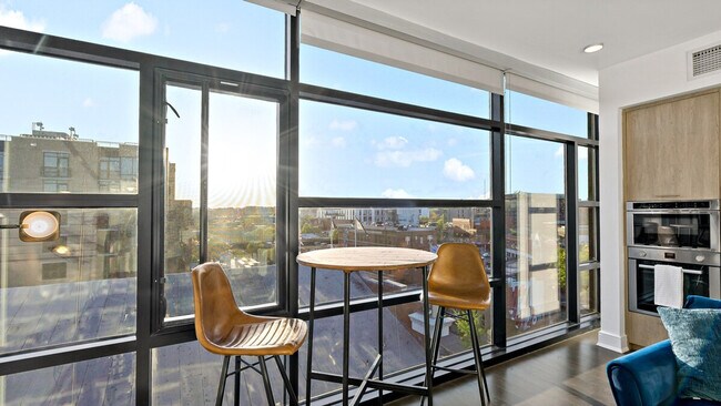 Building Photo - 1915 7th St NW