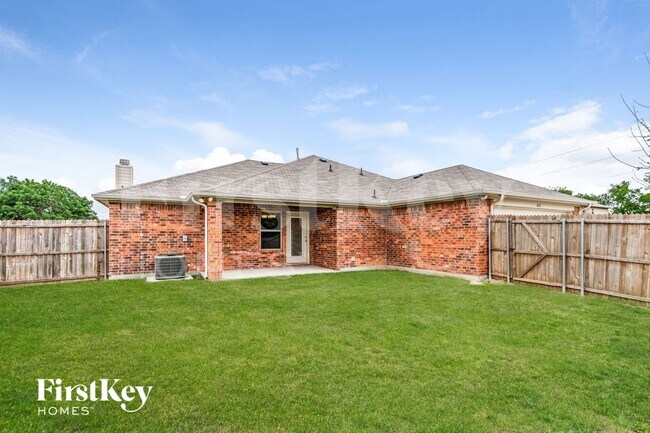 Building Photo - 603 Cardwell Dr