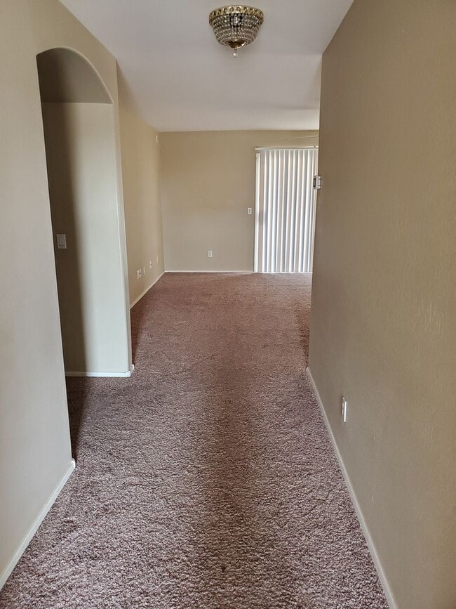 Building Photo - Great 3 Bedroom, Cul-de-Sac, All Appliances!