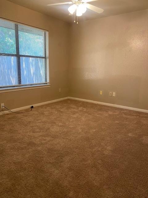 Building Photo - 902 Country Aire Dr