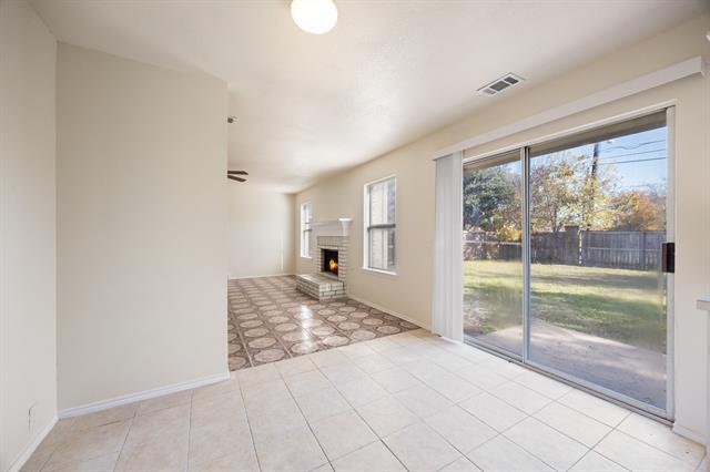 Building Photo - 211 Prentice Dr