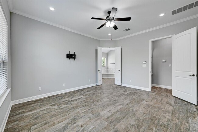 Building Photo - 154 Goodwater Ct