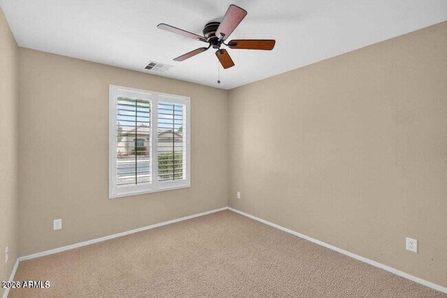 Building Photo - 42059 W Cheyenne Dr