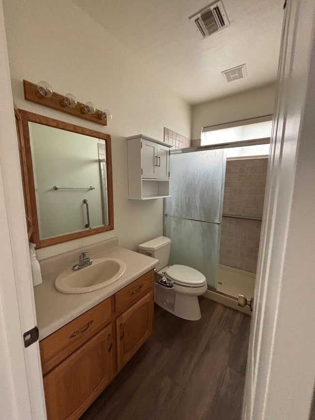 Building Photo - 43003 N Old Mine Rd