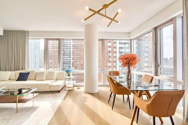 Building Photo - 75 Park Ln S