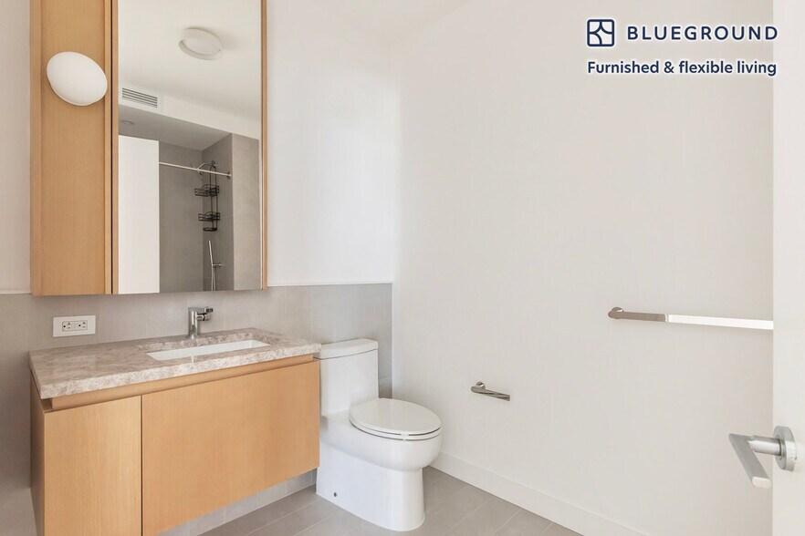 Building Photo - 655 Union St