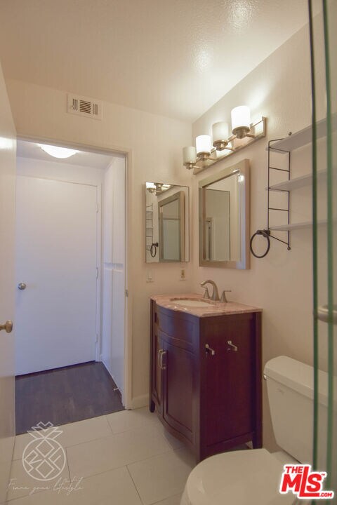 Building Photo - 1727 Glendon Ave