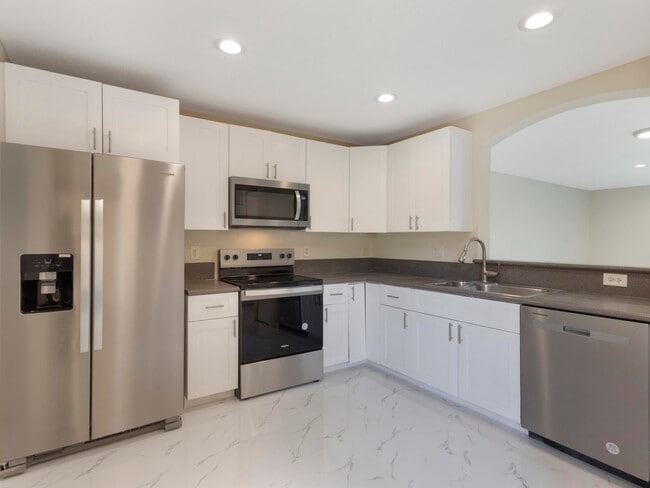 Building Photo - 6219 Eaton St