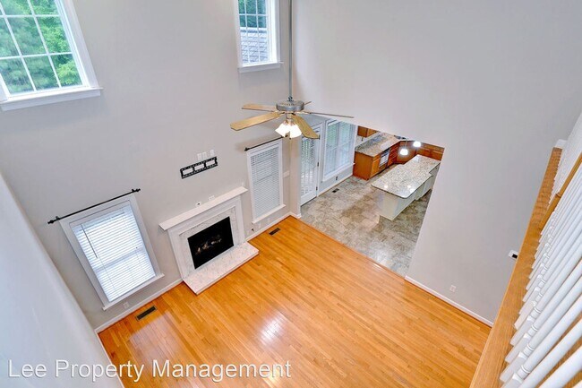 Building Photo - 5 br, 3 bath House - 206 Estons Run