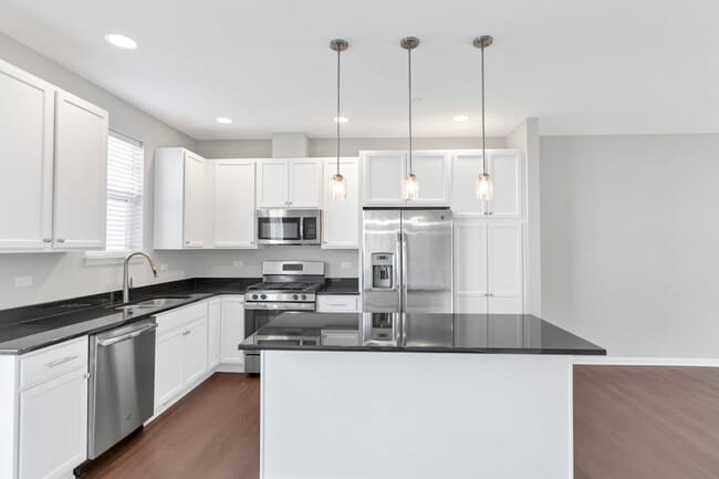 Building Photo - 478 Woodmoor Dr