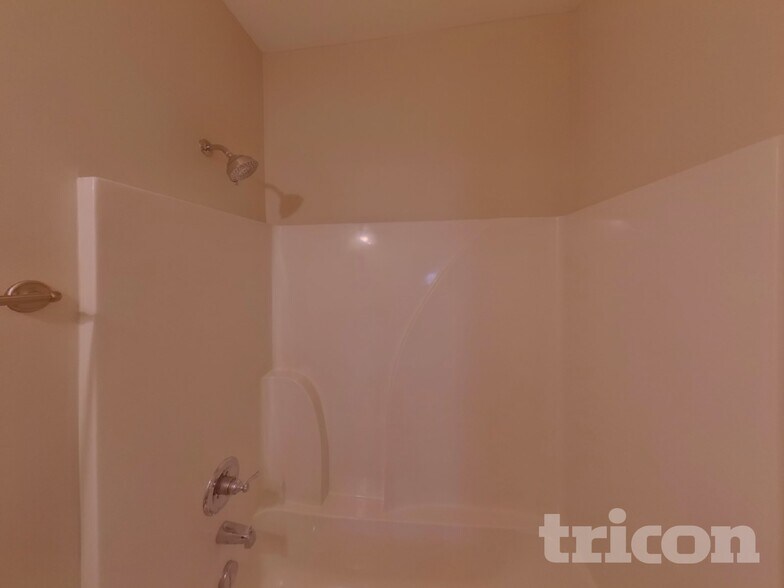 Building Photo - 2925 Cason Ln