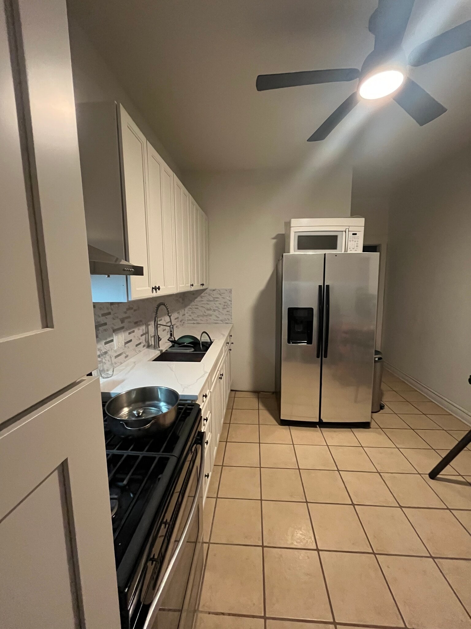 Building Photo - 5424 S Honore St