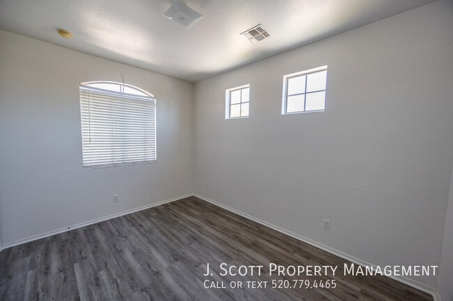 Building Photo - 3886 S Dew Drop Ln