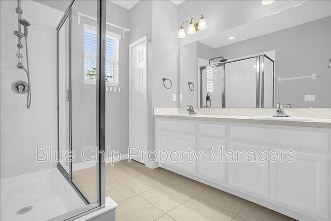 Building Photo - 6785 Tussilago Way