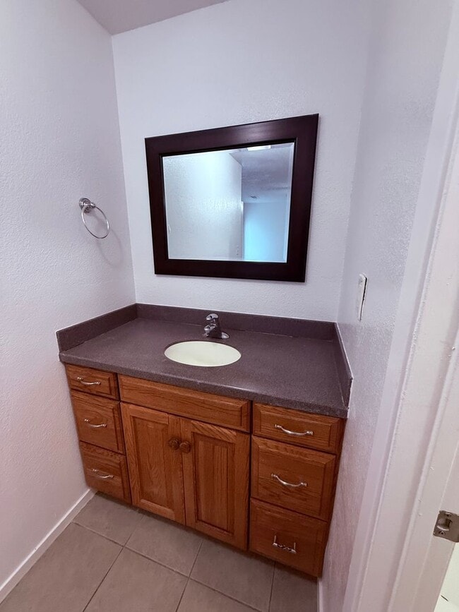 Building Photo - Available Soon! WITH HVAC