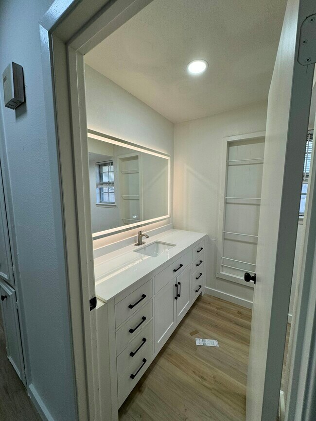 Building Photo - 3825 Old Faithful Ct